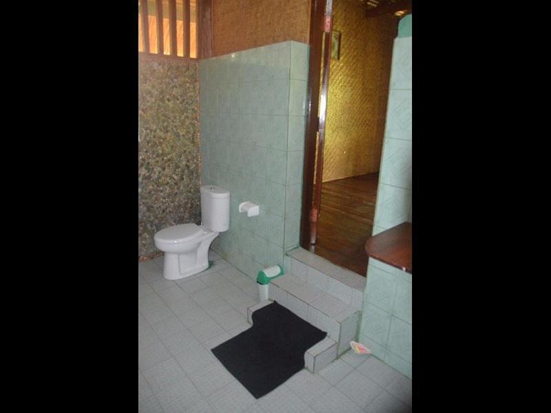Amigos Bungalows Gili Meno Exterior photo
